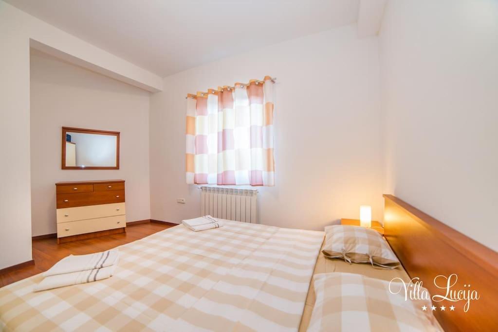 Villa Lucija Pola Esterno foto